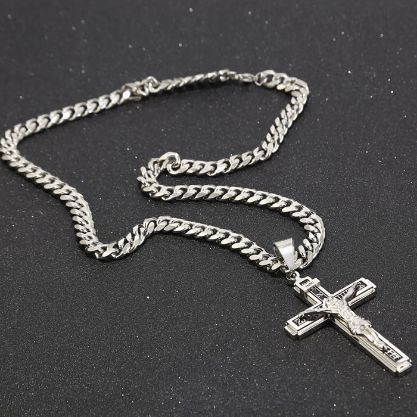Naszyjnik przedstawiający Jezusa | CRUCIFIXCHAIN