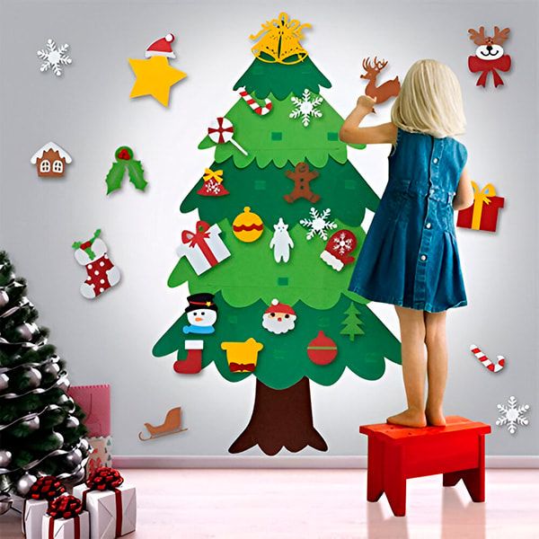 Zestaw z filcową choinką i ozdobami FELTPINETREE