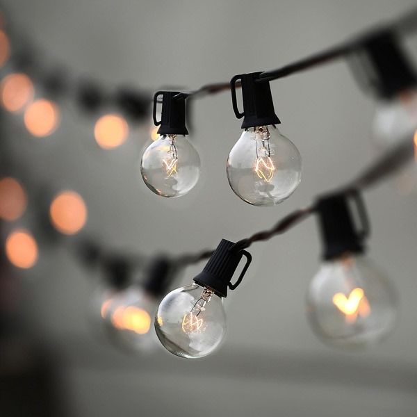 Zewnętrzne oświetlenie sznurkowe LED (25 żarówek; długość kabla 7,5 m) | YARDBULBS